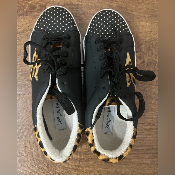 Kellparker Holly Stud Sneaker Size 7 - Picture 1 of 7